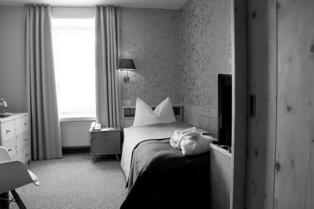 Hotel Sleep Only Pontresina Exterior foto