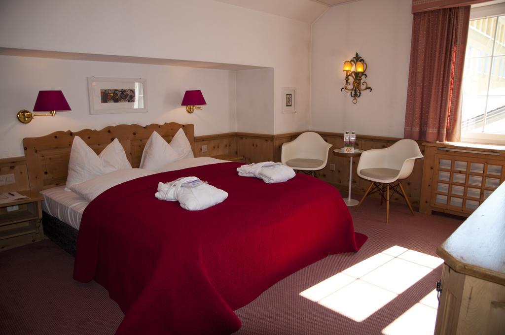 Hotel Sleep Only Pontresina Exterior foto